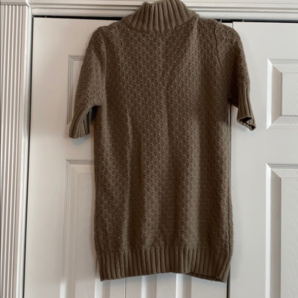 Sweater - Picture 2 of 4